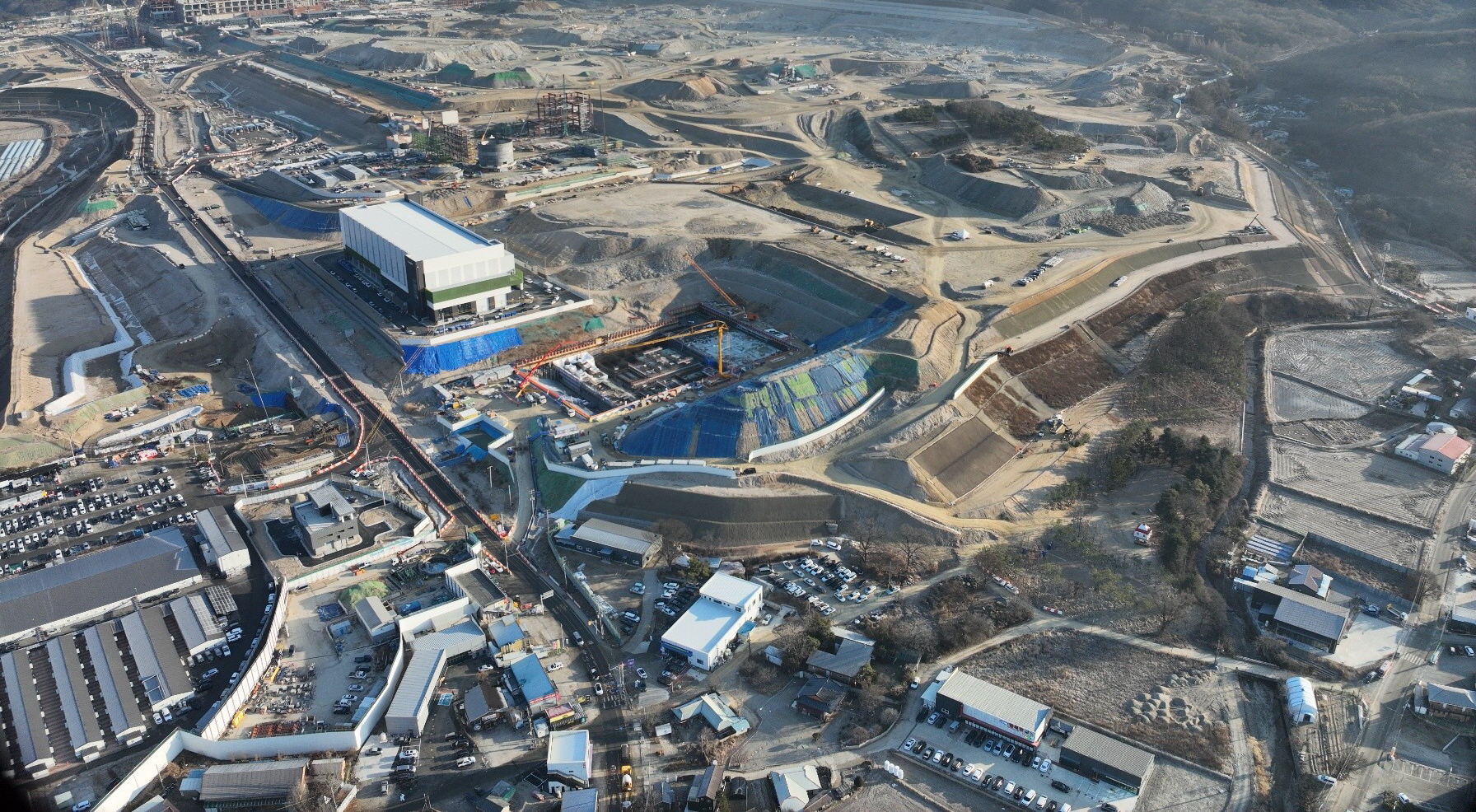 25년 12월 [현장 남측-동측 전경]